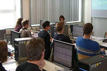 Studierende an einem PC-Pool der TU Clausthal